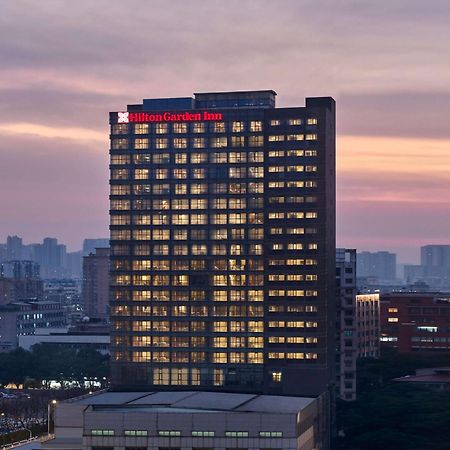 Hilton Garden Inn Wuhan Hankou Exterior photo