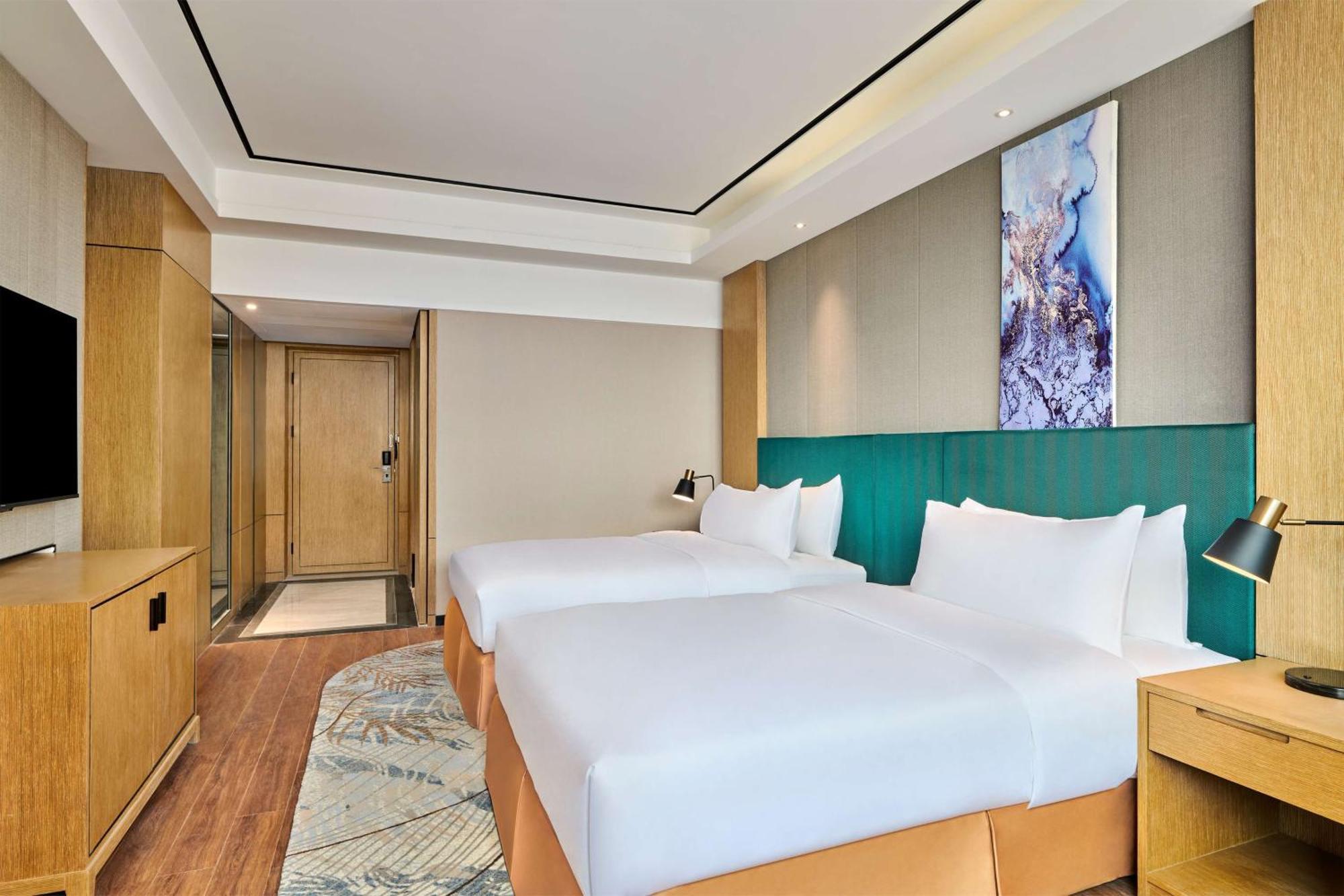 Hilton Garden Inn Wuhan Hankou Exterior photo