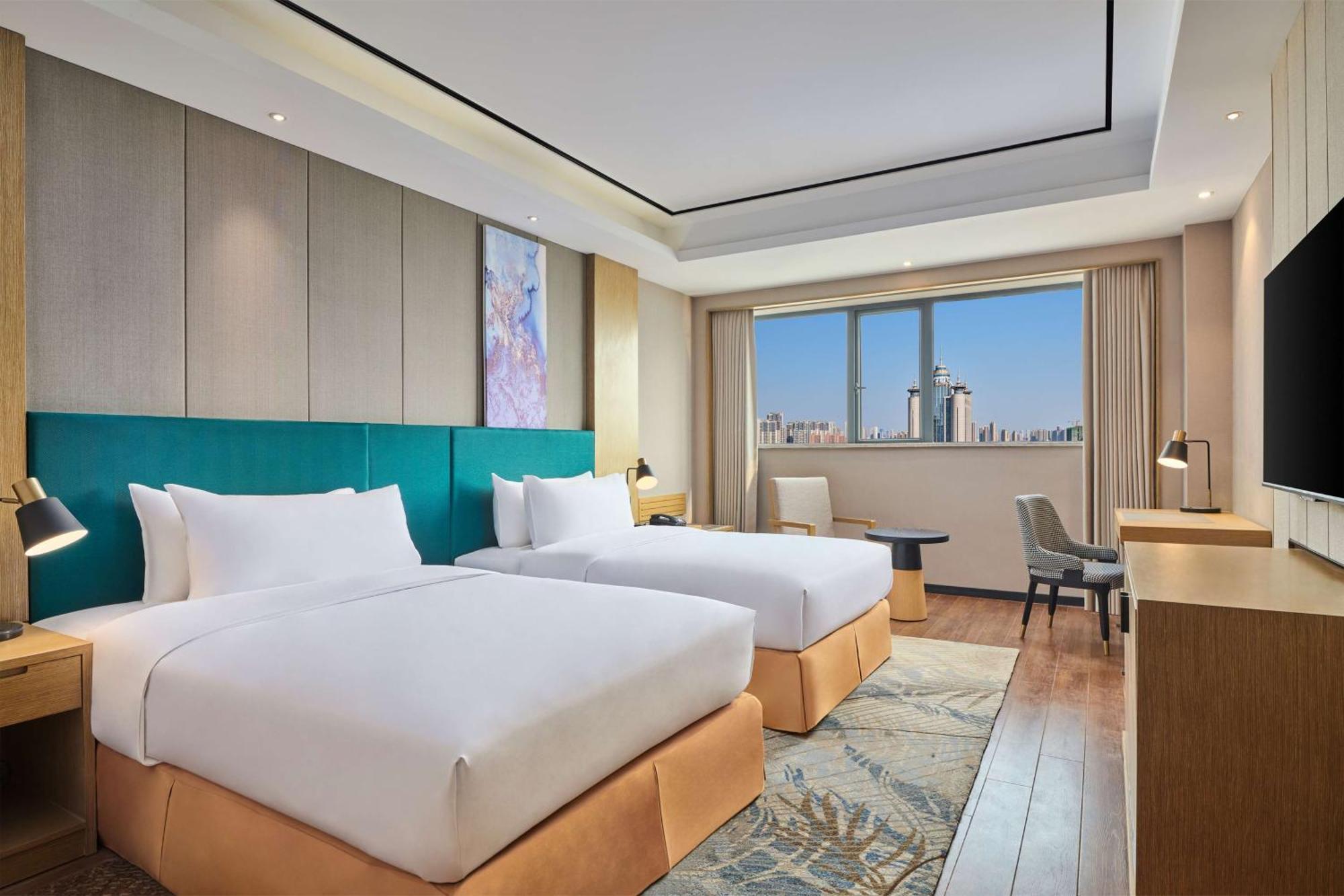 Hilton Garden Inn Wuhan Hankou Exterior photo