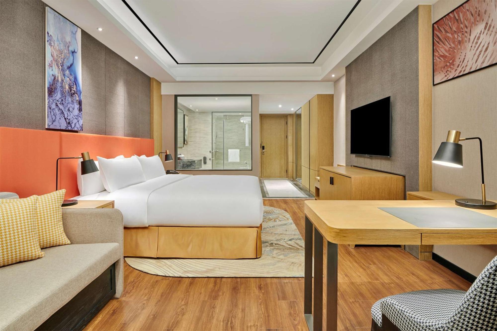 Hilton Garden Inn Wuhan Hankou Exterior photo