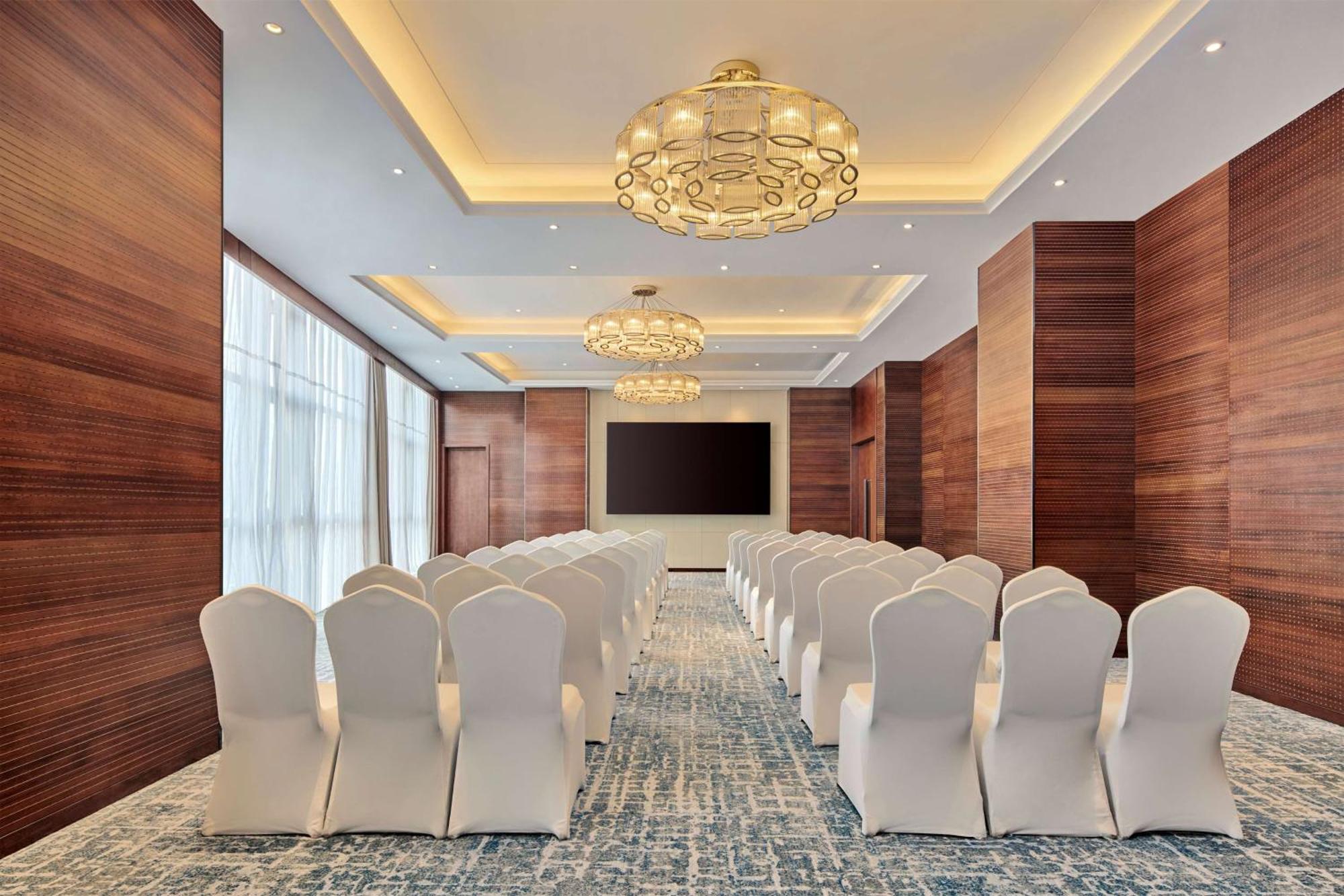 Hilton Garden Inn Wuhan Hankou Exterior photo