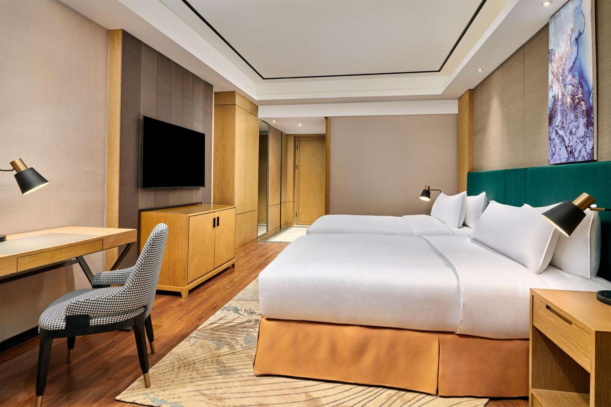 Hilton Garden Inn Wuhan Hankou Exterior photo