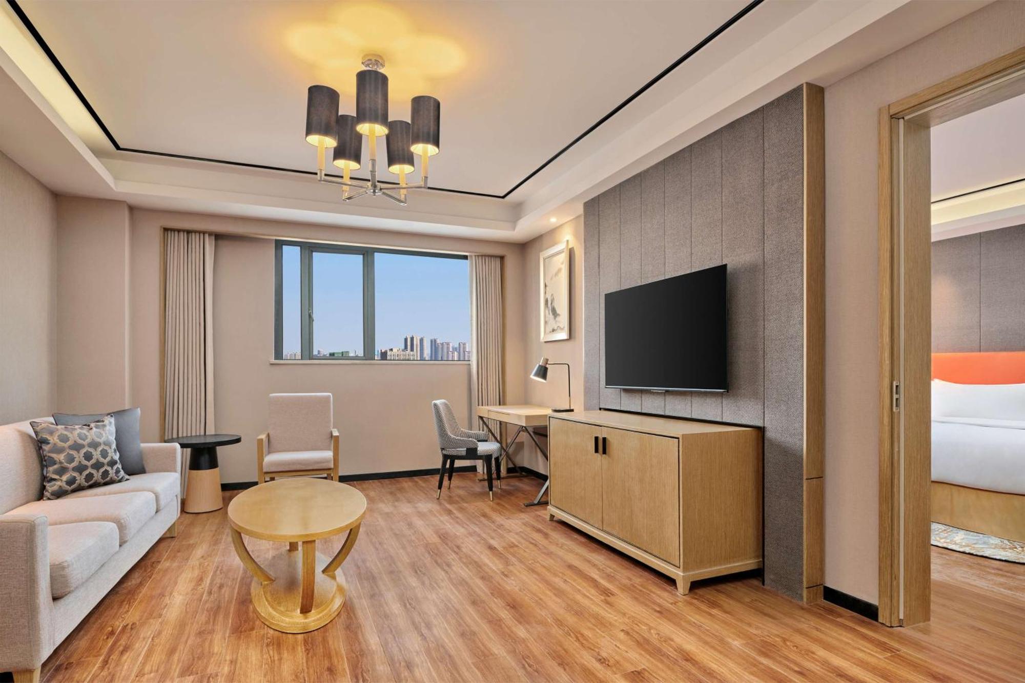 Hilton Garden Inn Wuhan Hankou Exterior photo