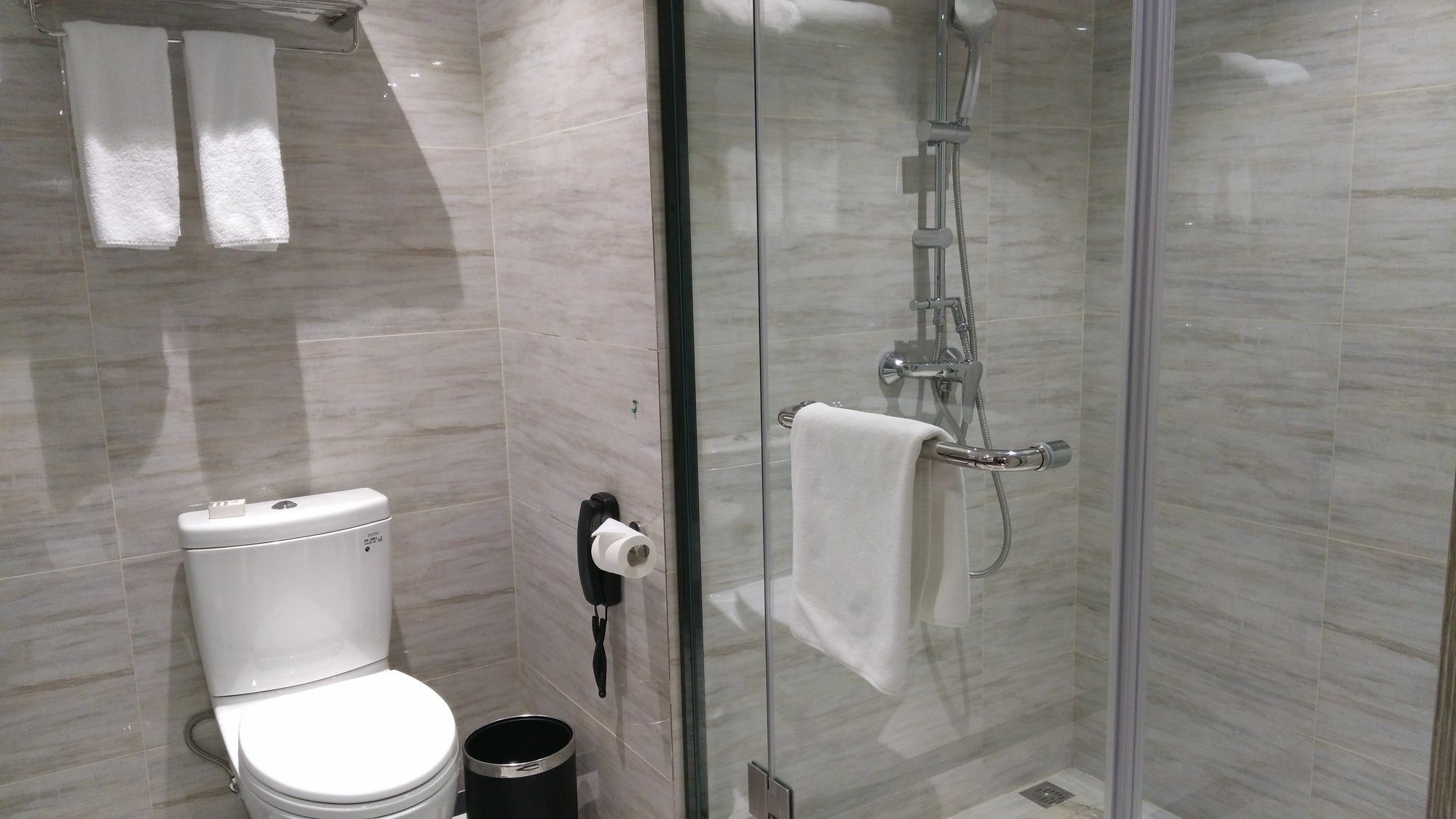 Hilton Garden Inn Wuhan Hankou Exterior photo
